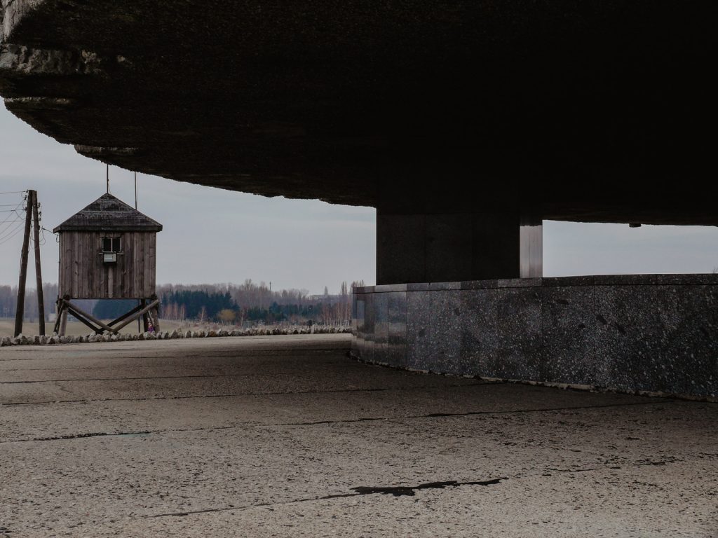 Oboz-koncentracyjny-na-Majdanku